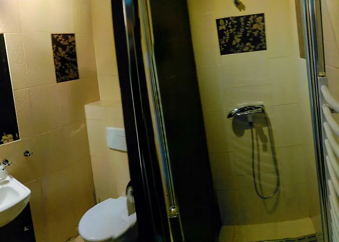 Gosciniec W Ogrodzie *